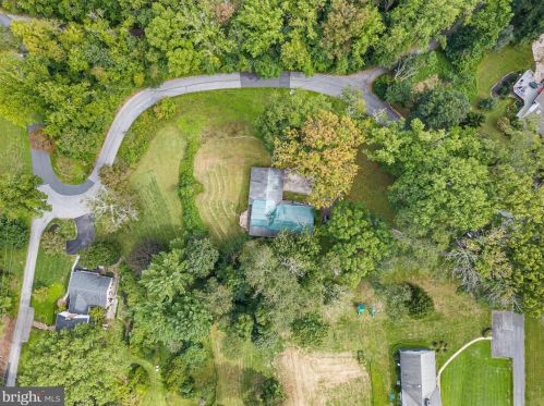 101 Spring Valley Rd, Wilmington, DE 19807-2429