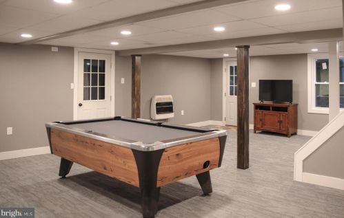 602 Winding Hill Rd, Navy Sup Dpt PA  17055-4992 exterior