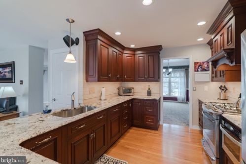 16 Old Dutch Way, Harleysville PA  19438-3080 exterior