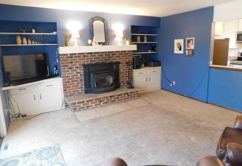 640 Coventry Ln, Chenequa, WI 53029-2608