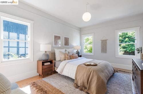 2718 Russell St, Berkeley CA 94705-2333 exterior