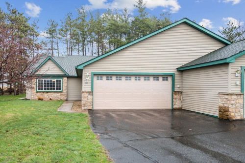 510 Meadows Dr, Hammond, WI 54015-9668