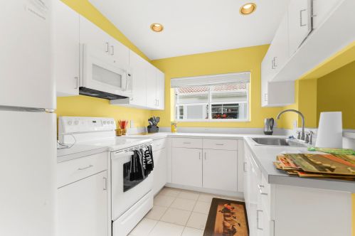 15341 Summer Lake Dr, Delray Beach FL  33446-3439 exterior