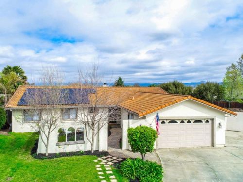 34 Carol Anns Ct, Hollister, CA 95023-6348