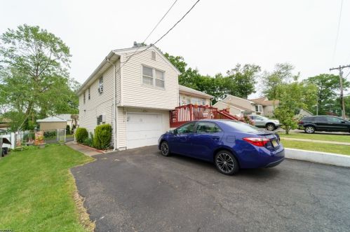 18 Midvale Ave, Lake Hiawatha NJ  07034-1011 exterior