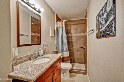 4537 17 Ave, Phoenix AZ 85086-6309 exterior