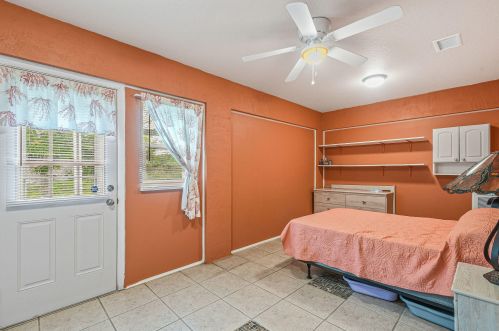 187 Camino Del Rio, Fort Pierce FL  34952-7931 exterior