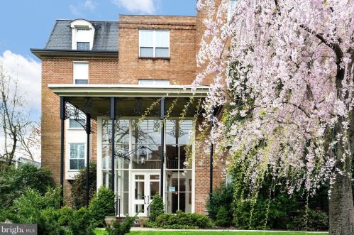 264 Montgomery Ave, Haverford, PA 19041-1531