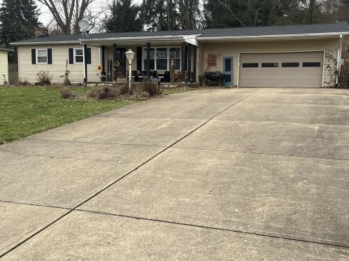 336 Mel Kay Way, Zanesville, OH 43701-1263