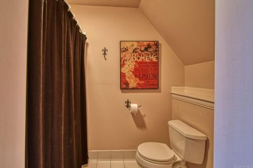 8 Silo Ln, Warwick NY  10990-2872 exterior