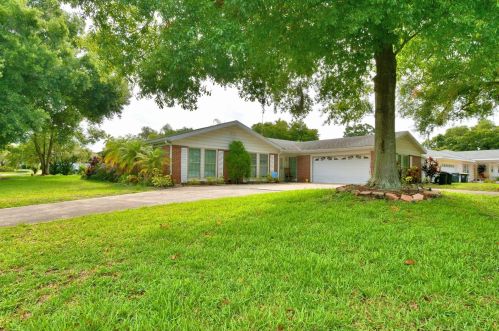 5509 Harbor Dr, Lakeland, FL 33809-4208