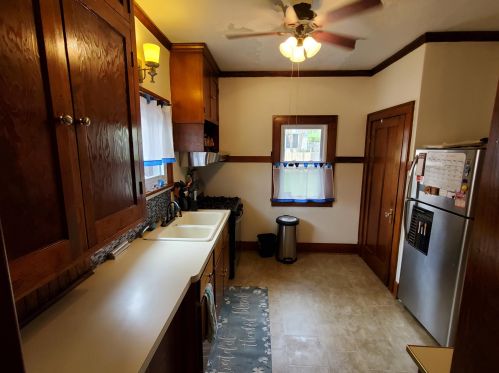 1417 Main St, Watertown WI  53094-4031 exterior