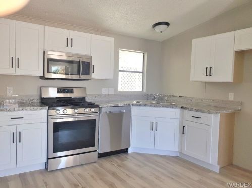1801 Wendell Ave, Bullhead City AZ  86442-8149 exterior