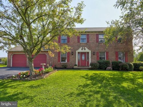 124 Raybil Dr, Beartown, PA 17555-9794