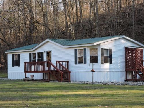 482 Little Possum Creek Rd, Linden, TN 37096-6617