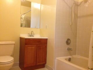 15 Leicester Ln, Trenton NJ  08628-2229 exterior