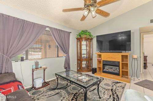 12832 Meeker Blvd, Sun City AZ 85375-3725 exterior