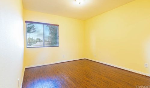 15728 Leadwell St, Van Nuys CA 91406-2537 exterior