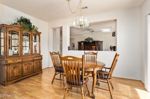 22031 Las Brizas Ln, Sun City AZ 85375-2827 exterior