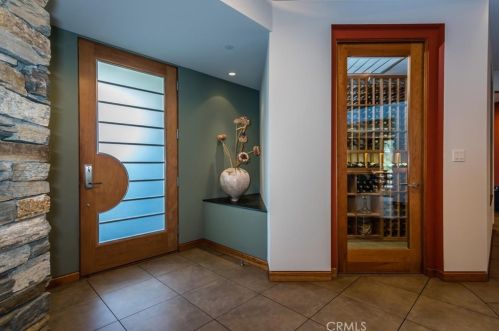 2985 Warm Springs Ln, Templeton, CA 93465-8657