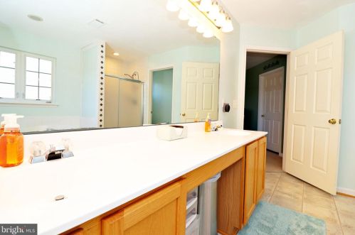 164 Pebble Beach Dr, Charles Town WV  25414-4074 exterior