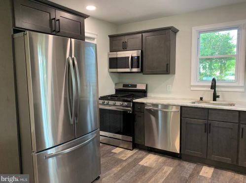 350 9th Ave, Pine Hill NJ  08021-3785 exterior