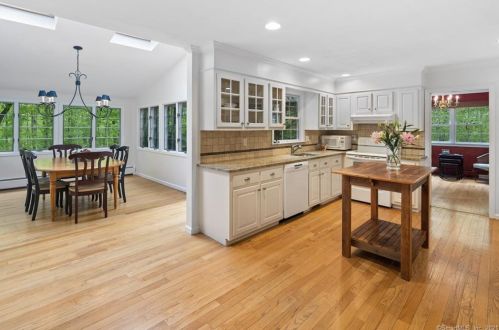 212 Thayer Pond Rd, Wilton, CT 06897-2819