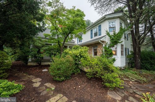 131 Niantic Rd, Dale, PA 19504-9311