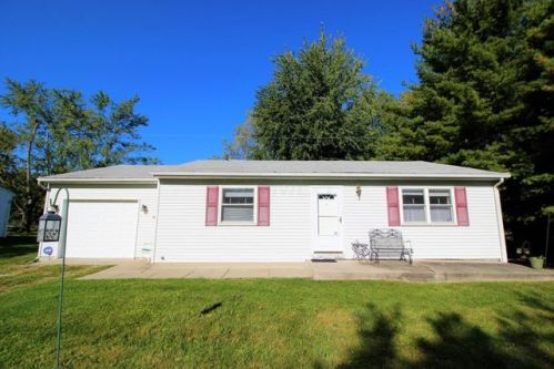 5250 Summit Rd, Pataskala, OH 43062-9364
