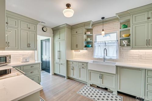 24 William St, Metuchen NJ  08840-1822 exterior