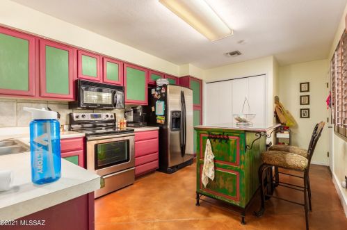 2457 Palo Hacha Dr, Tucson AZ  85745-1099 exterior