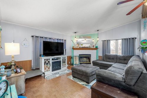 56 Wheatley Rd, North Charleroi PA  15022-3431 exterior