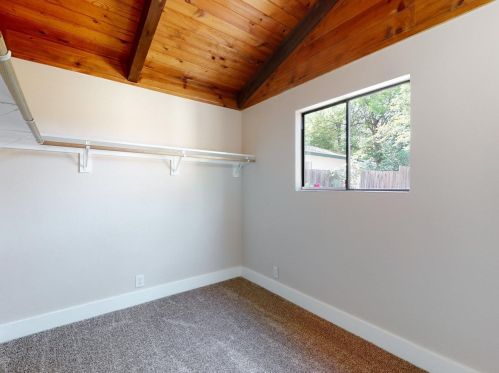 16 Midway Dr, Oroville CA  95966-3656 exterior