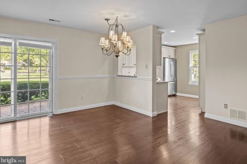 51 Portsmouth Ct, Southampton PA 18966-2620 exterior