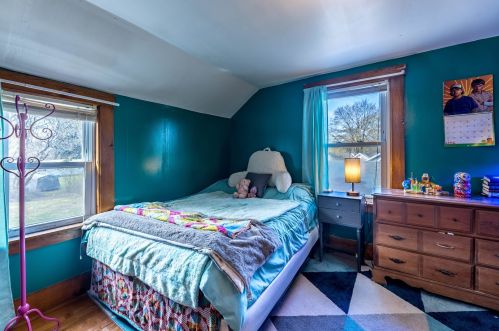 70 Elm St, Unity NH  03773-1802 exterior