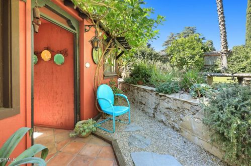 2919 Lake Ave, Altadena CA  91001-1621 exterior