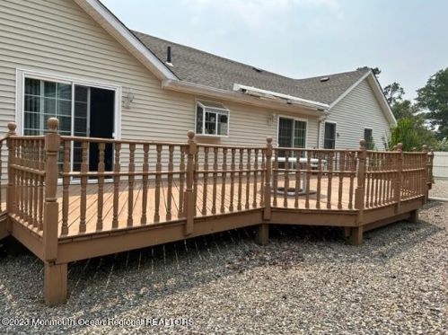 1768 Woodside Rd, Lacey NJ  08731-3360 exterior