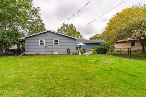 1610 6th Ave, Oshkosh WI  54902-5506 exterior