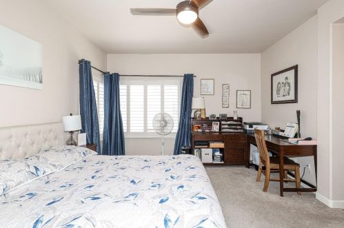 3387 Four Seasons Dr, Turlock CA  95382-9713 exterior