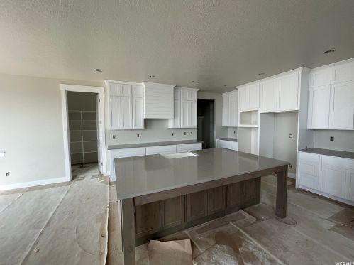 813 860, Highland, UT 84003-9194