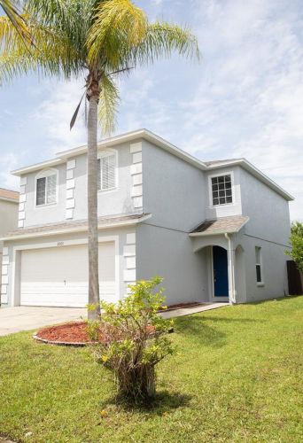 2003 Stone Abbey Blvd, Orlando, FL 32828-4616