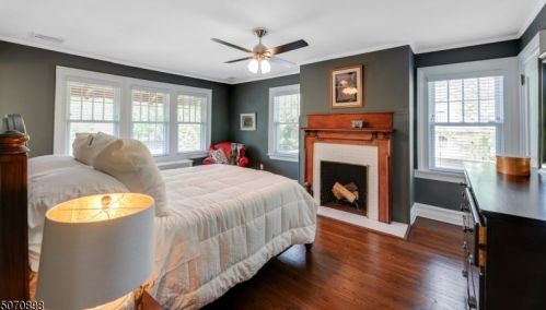 49 Plymouth St, Montclair NJ  07042-2617 exterior