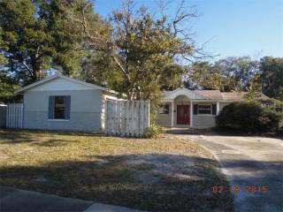 3 Carriage Hill Cir, Casselberry, FL 32707-4946