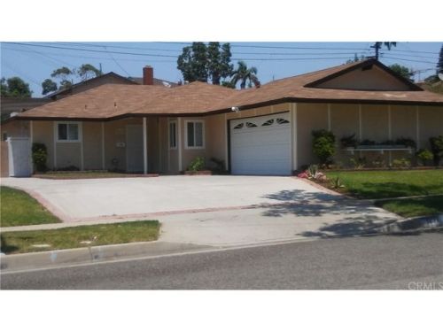 1231 Elsmere Dr, Long Beach, CA 90746-2637