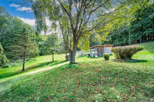 270 Prosperous Valley Rd, Middletown NY  10940-8707 exterior