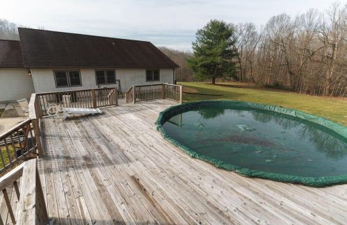 16900 Thompson Ridge Rd, Laurelville OH  43135-9238 exterior