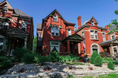 630 Maple Ave, Newport KY  41071-2042 exterior