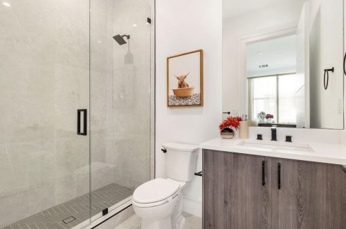 1975 Dock St, West Palm Beach FL  33401-7507 exterior