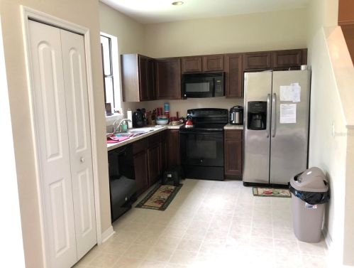 1215 Chervil Dr, Kissimmee, FL 34759-5437