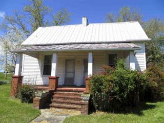 1698 Highway 139, Dandridge, TN 37725-5930